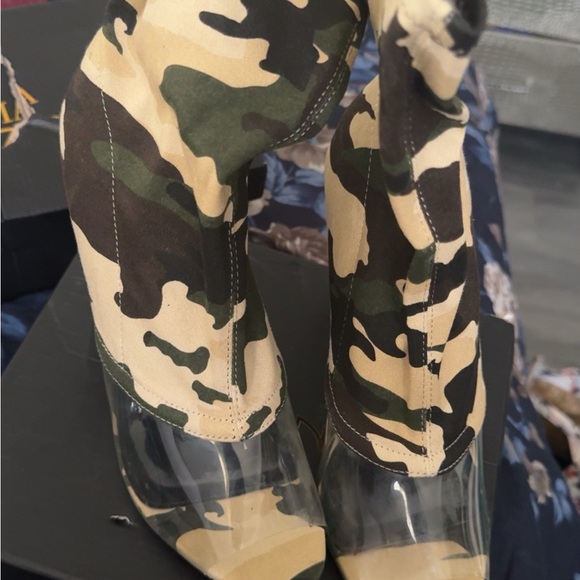 Support my share show with all the latest items with great energy - Picture 5 of 16